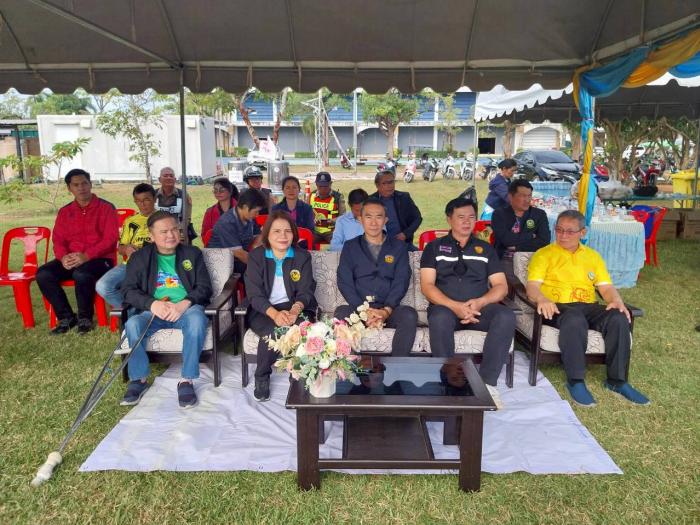 วันพฤหัสบดีที่ 4 ธันวาคม 2568 พิธีเปิดกีฬาสีโรงเรียนเทศบาลหนองแก